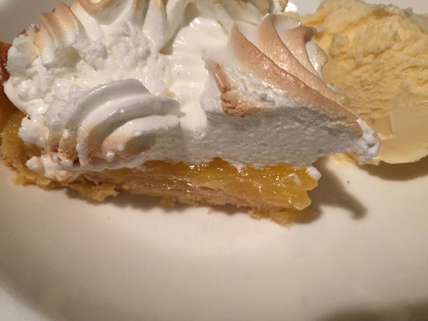 lemon_merangue_pie01